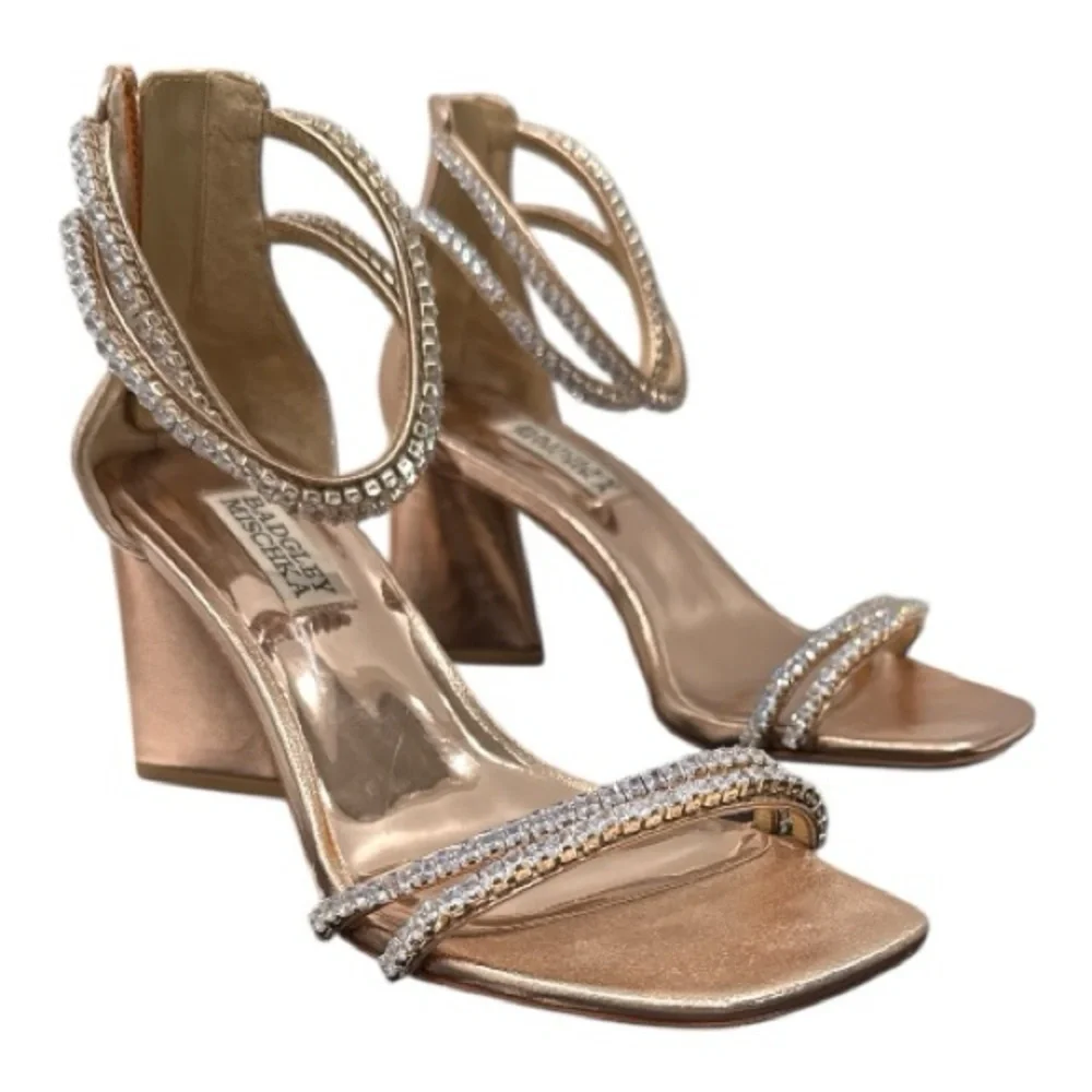 Badgley Mischka chic metallic
